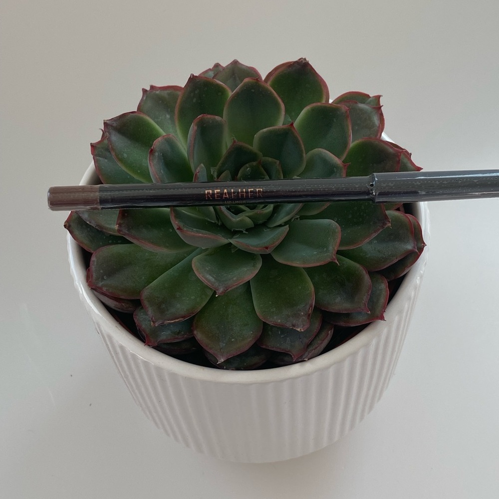 RealHer Lip Liner